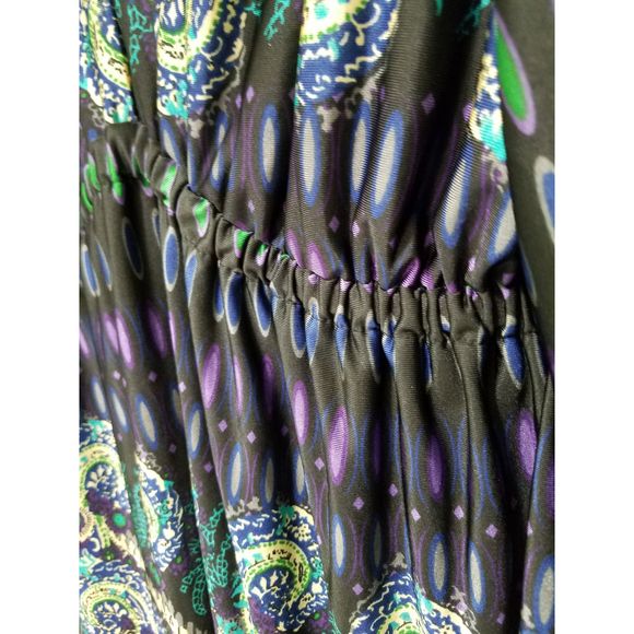 Venus NWOT Paisley Long Sleeve V-neck Elastic Waist Super Soft Stretchy Sz M - Picture 5 of 11